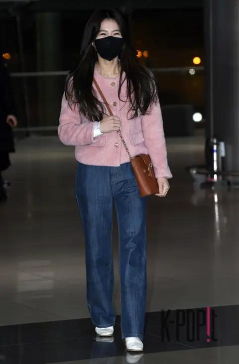 Yang Ji-eun — Airport