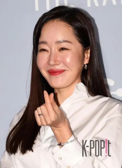 Eom Ji-won — Launch