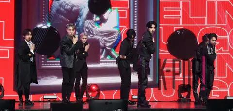 PENTAGON — Showcase