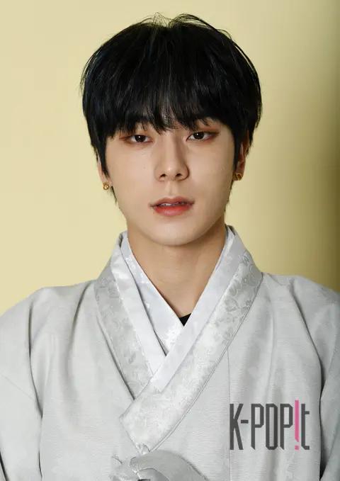 Jehyun (OMEGA X) — Hanbok Interview