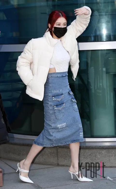 Nancy (MOMOLAND) — Arrival
