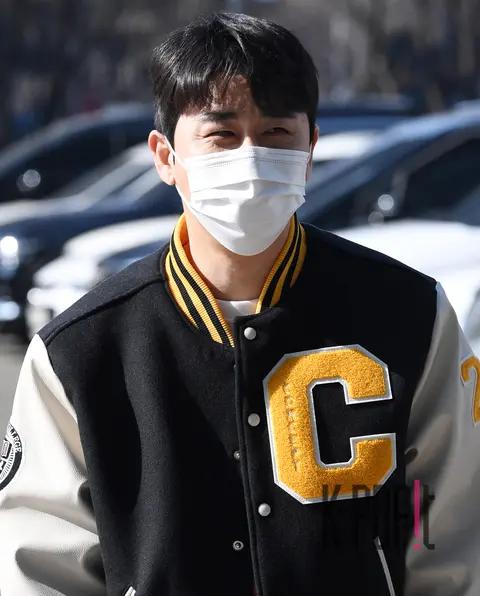 Young Tak — Arrival