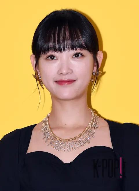 Lee Yu-mi — Launch
