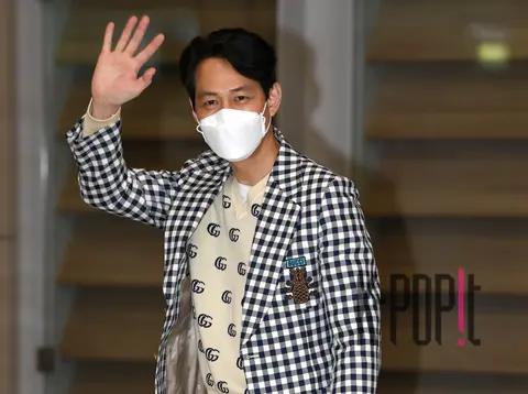 Lee Jung-jae — Airport