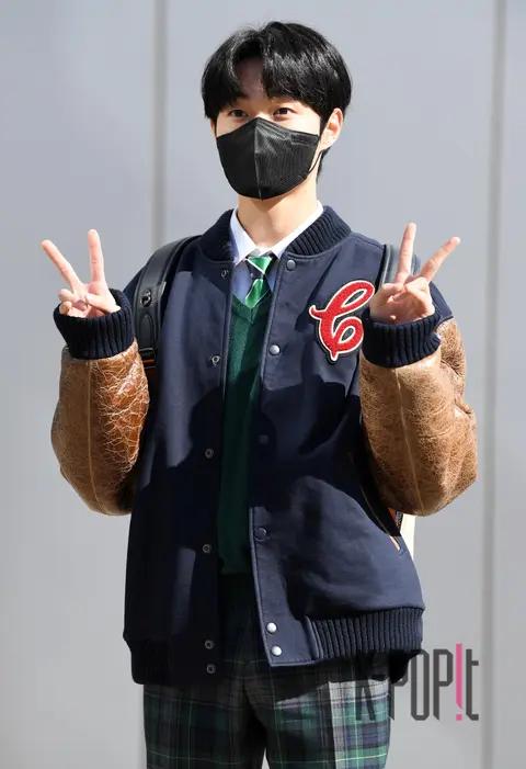 Yoon Chan-young — Arrival