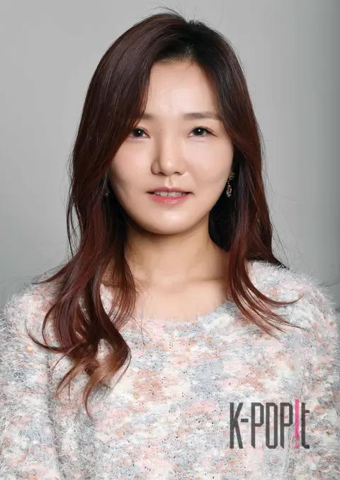 Hwang Yoo-bin — Interview