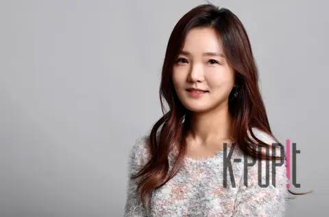 Hwang Yoo-bin — Interview