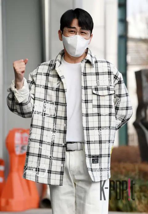 Young Tak — Arrival