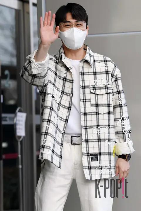 Young Tak — Arrival