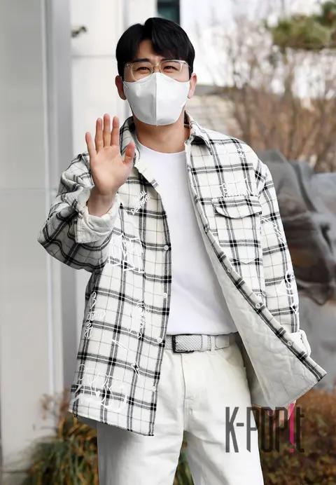 Young Tak — Arrival
