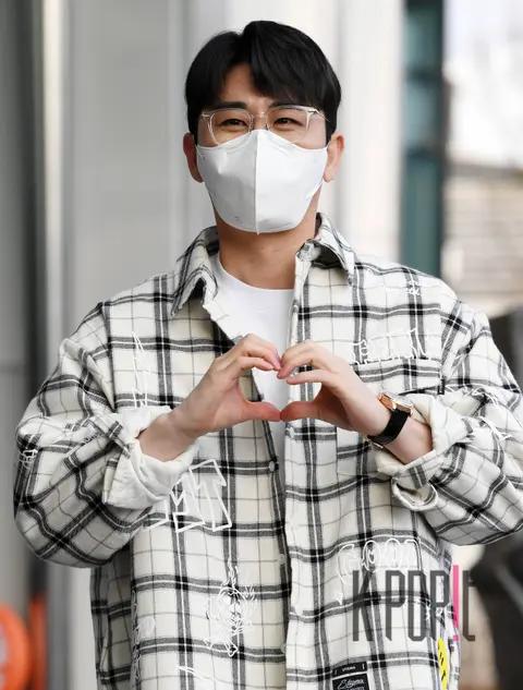 Young Tak — Arrival