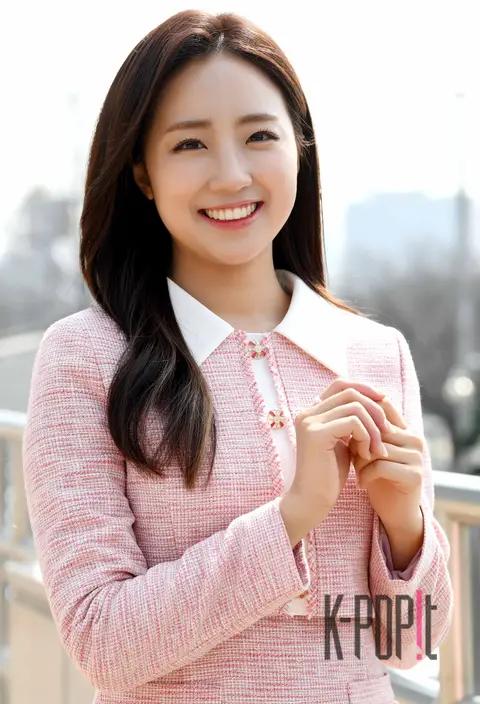 Bae Hye-ji — Interview