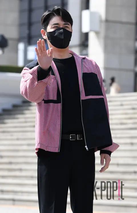Young Tak — Arrival