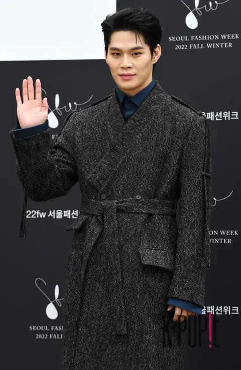 Kim Ba-ul Labidance — Seoul Fashion Week