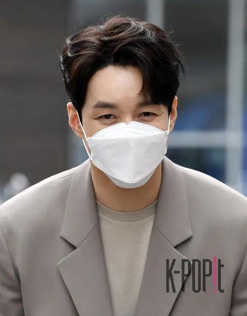 Shim Hyung-tak — Arrival