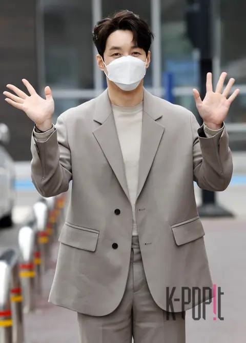Shim Hyung-tak — Arrival