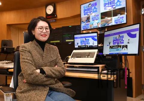 Hong Su-jeong — Interview