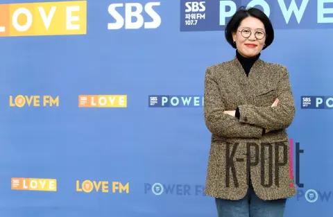 Hong Su-jeong — Interview