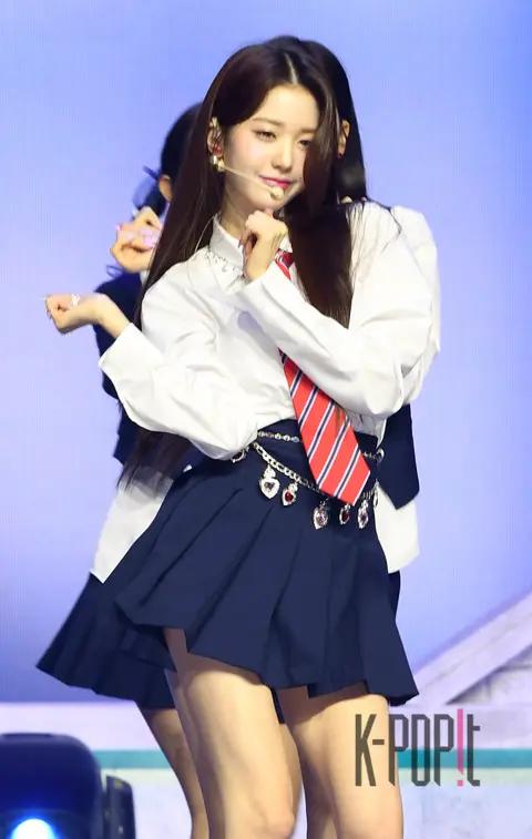 Wonyoung (IVE) — Showcase