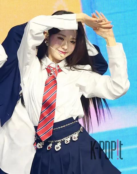 Wonyoung (IVE) — Showcase