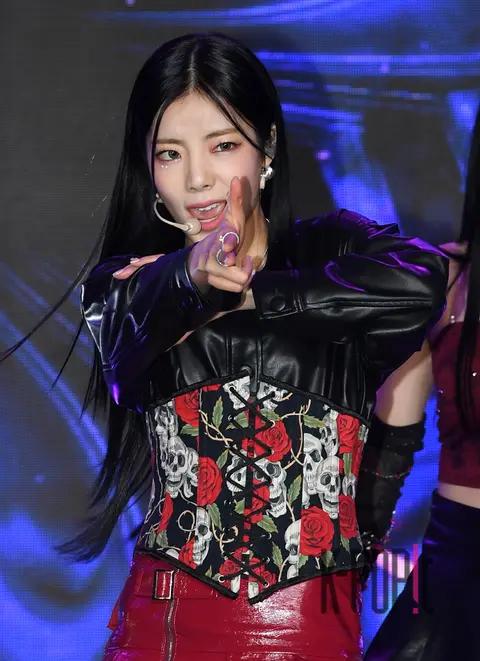 Goeun (KISS OF LIFE) — Showcase