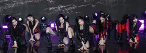 PURPLE KISS — Showcase