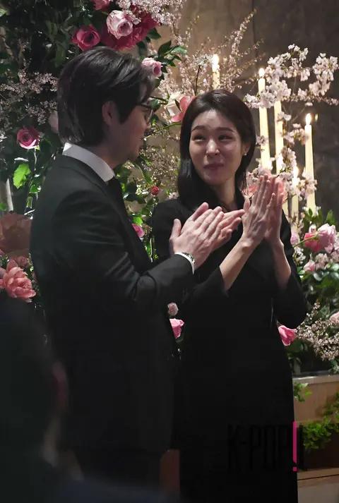 Kim Tae-hyun, Mi-ja — Wedding