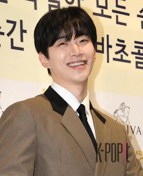 Lee Junho — Arrival