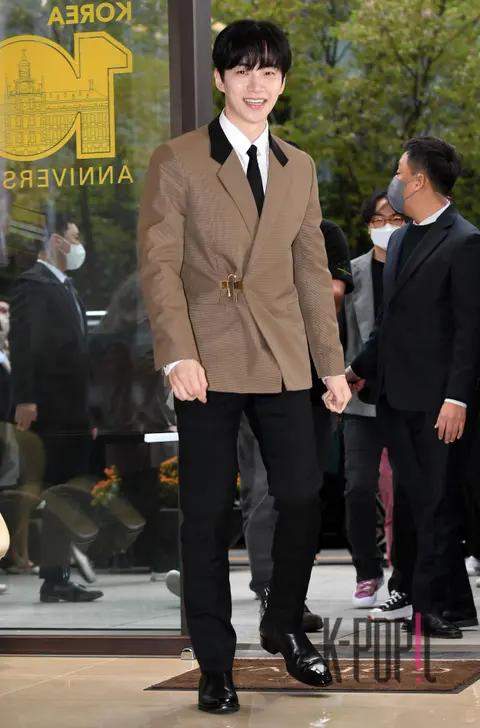 Lee Junho — Arrival