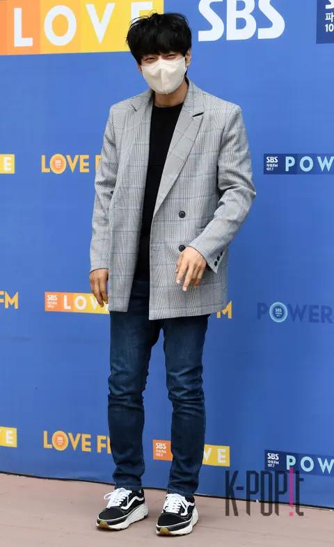 Hwang Chi-yeul — Arrival