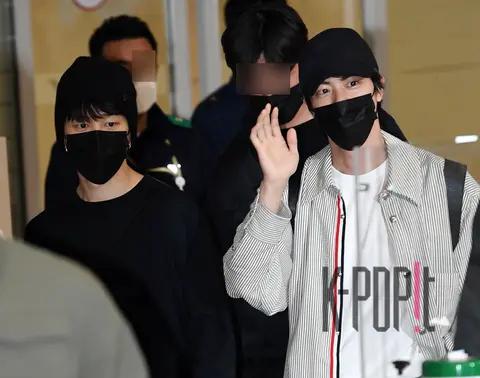 Jimin (BTS), Jin (BTS) — Airport