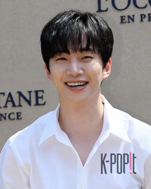 Lee Junho — Launch