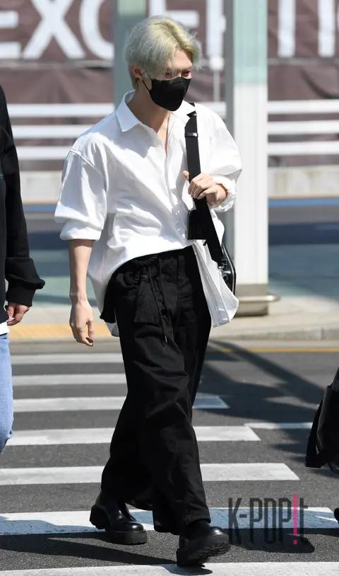 Yeosang (ATEEZ) — Airport