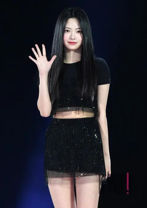 Eunchae (LE SSERAFIM) — Showcase