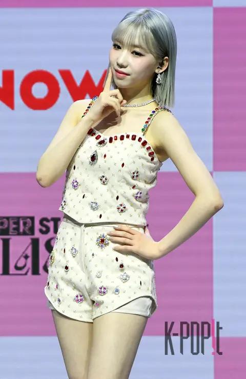 Classy Hong Hyejoo — Showcase