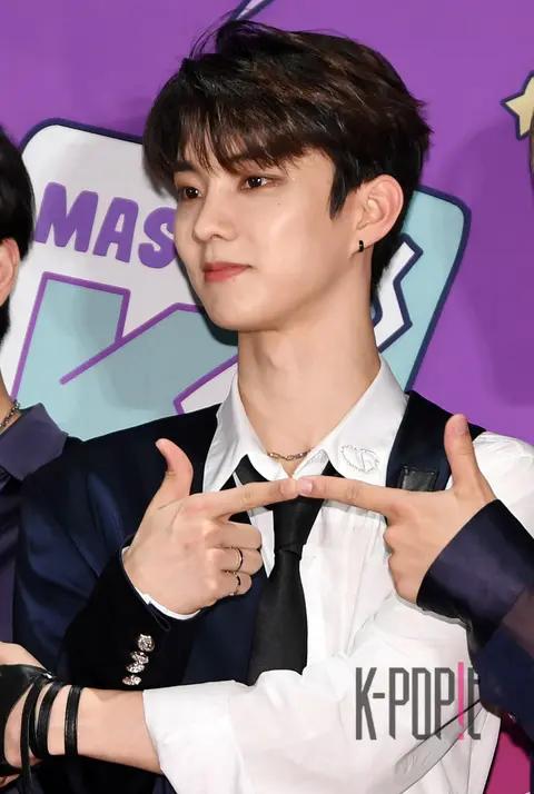Q (THE BOYZ) — KCON Photowall