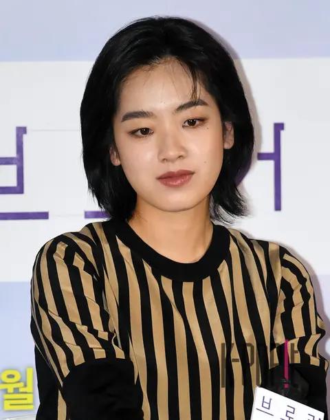 Lee Ju-young — Broker Production Briefing
