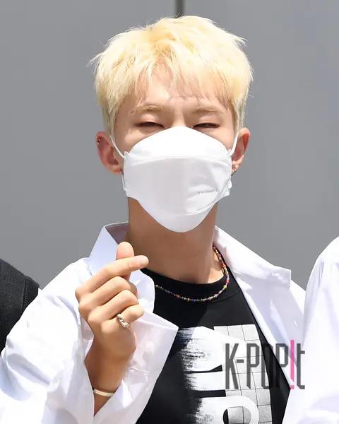 Hoshi (SEVENTEEN) — Arrival