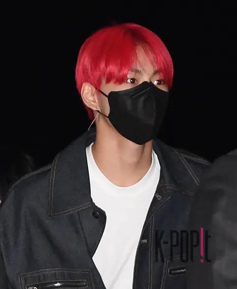 Jungwon (ENHYPEN) — Airport