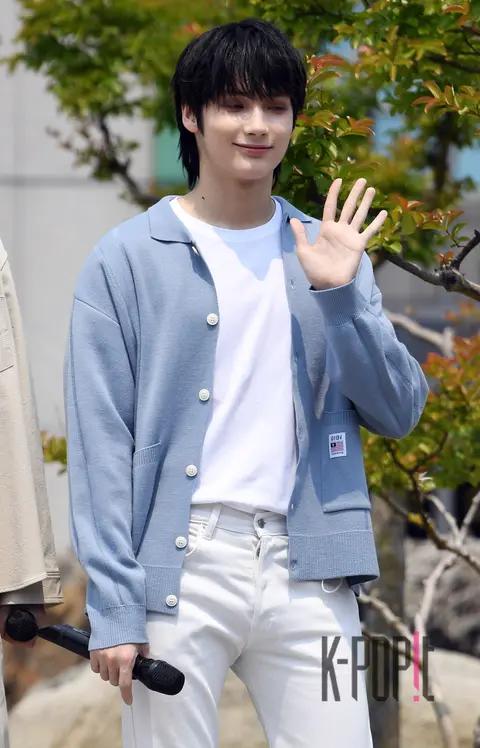 Hueningkai (TXT) — Fan Meeting