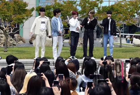 TXT — Fan Meeting — 2022-05-20