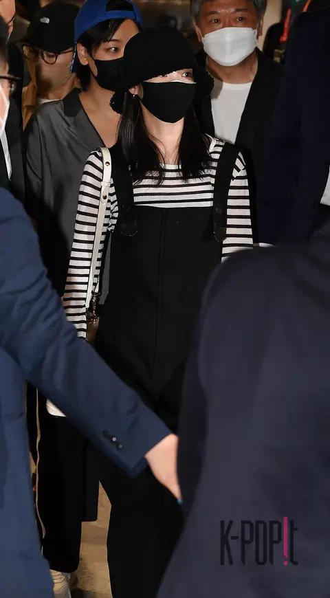 Lee Ji-eun — Airport