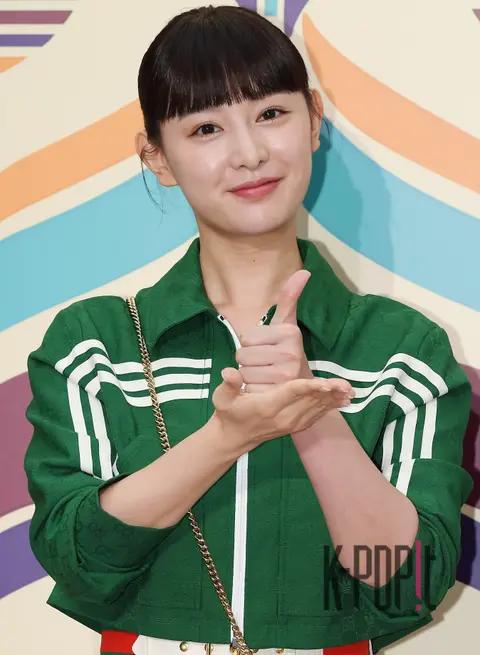 Kim Ji-won — Launch