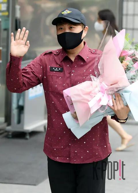 Kim Ho-joong — Discharge from Military Service