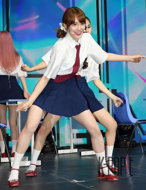 Wua Nana — Showcase
