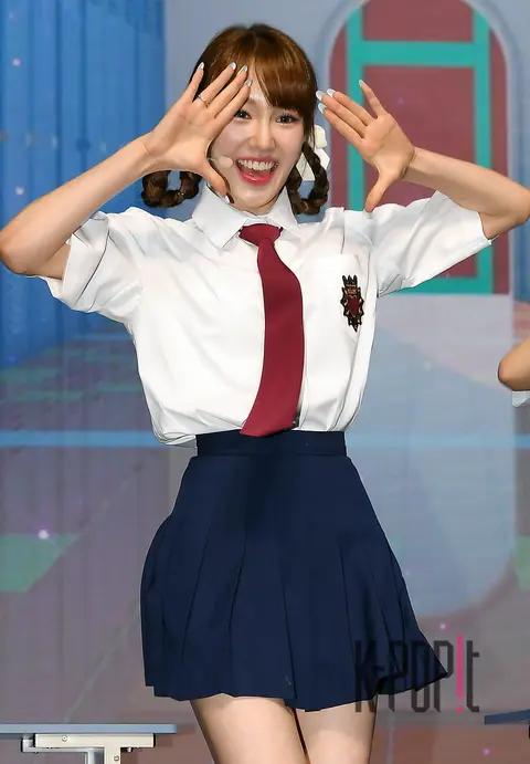 Wua Nana — Showcase