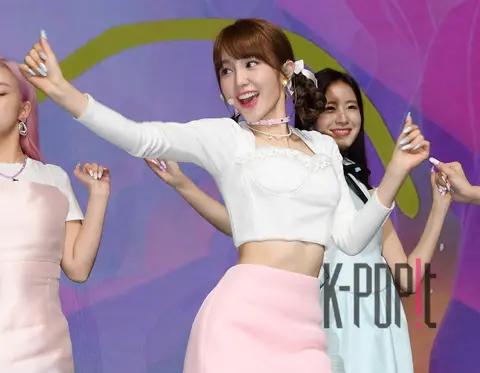 Wua Nana — Showcase