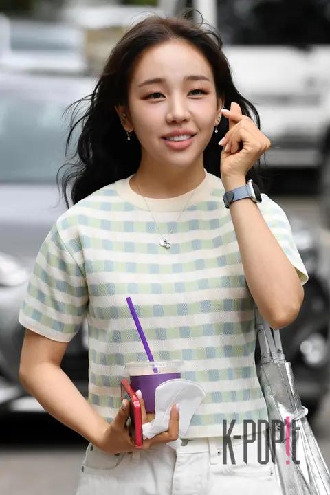 Baek Ah-yeon — Arrival