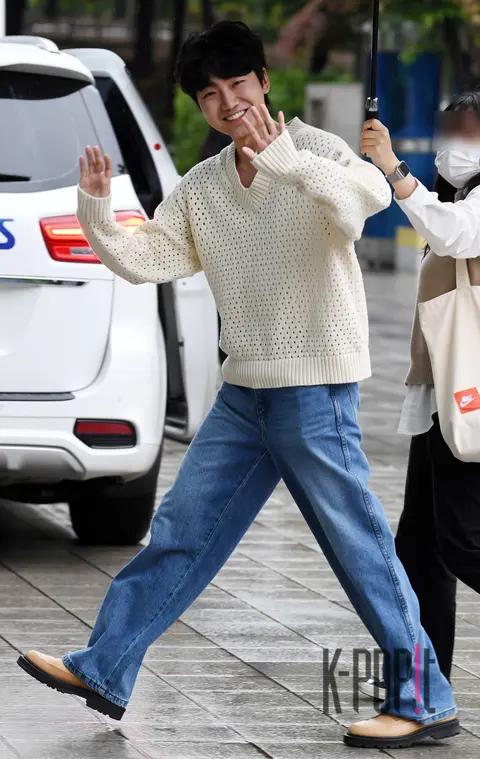 Sung Yoo-bin — Arrival