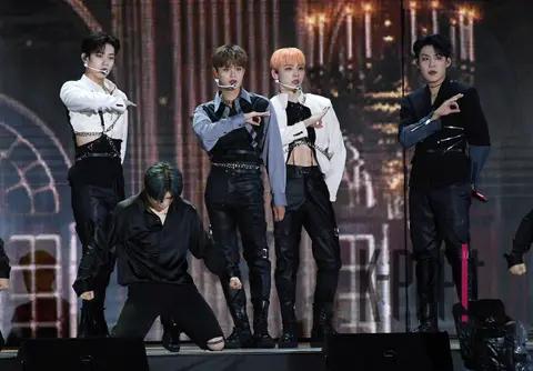 AB6IX — Dream Concert